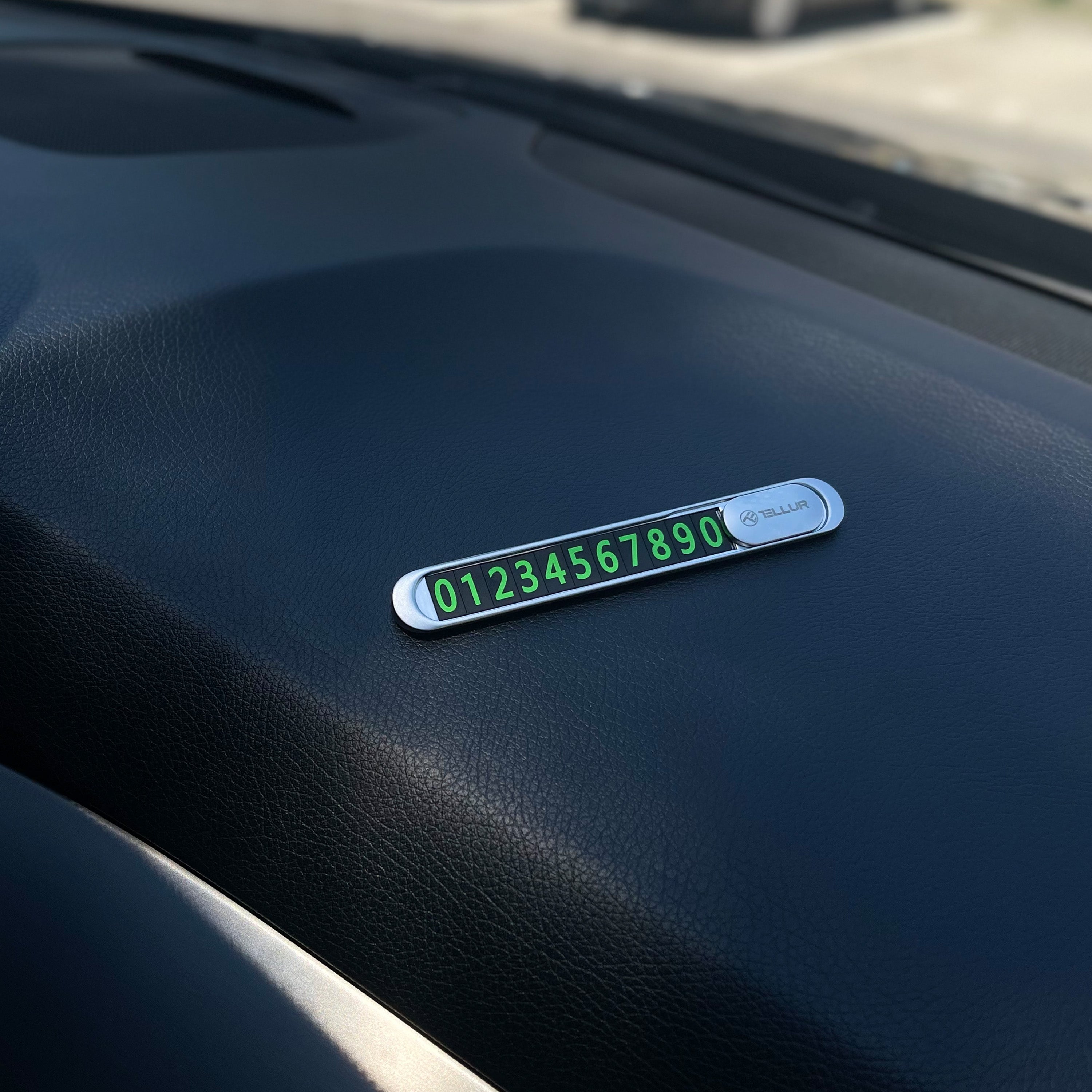 Temporary car parking phone number card, metallic, silver - TELLUR