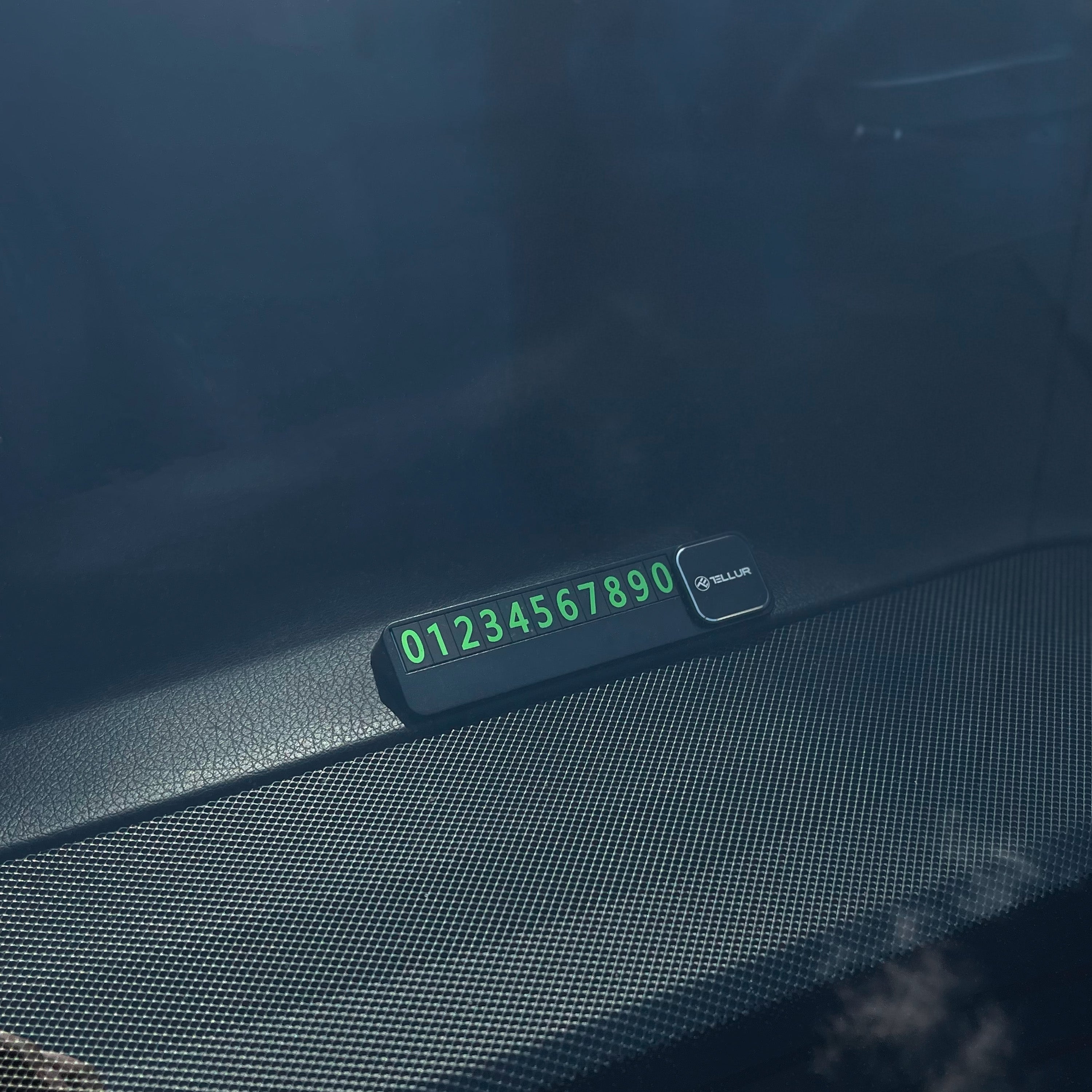 Temporary car parking phone number card, plastic - TELLUR